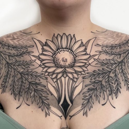 Florales Tattoo von Charmaine Désirée Tattoo